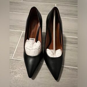 Christian Siriano heel size 6